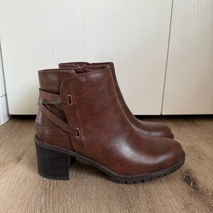 Brown Leather Heeled Booties 9.5